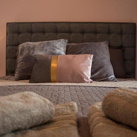 Silene Luxury Apartment Néa Péramos 外观 照片