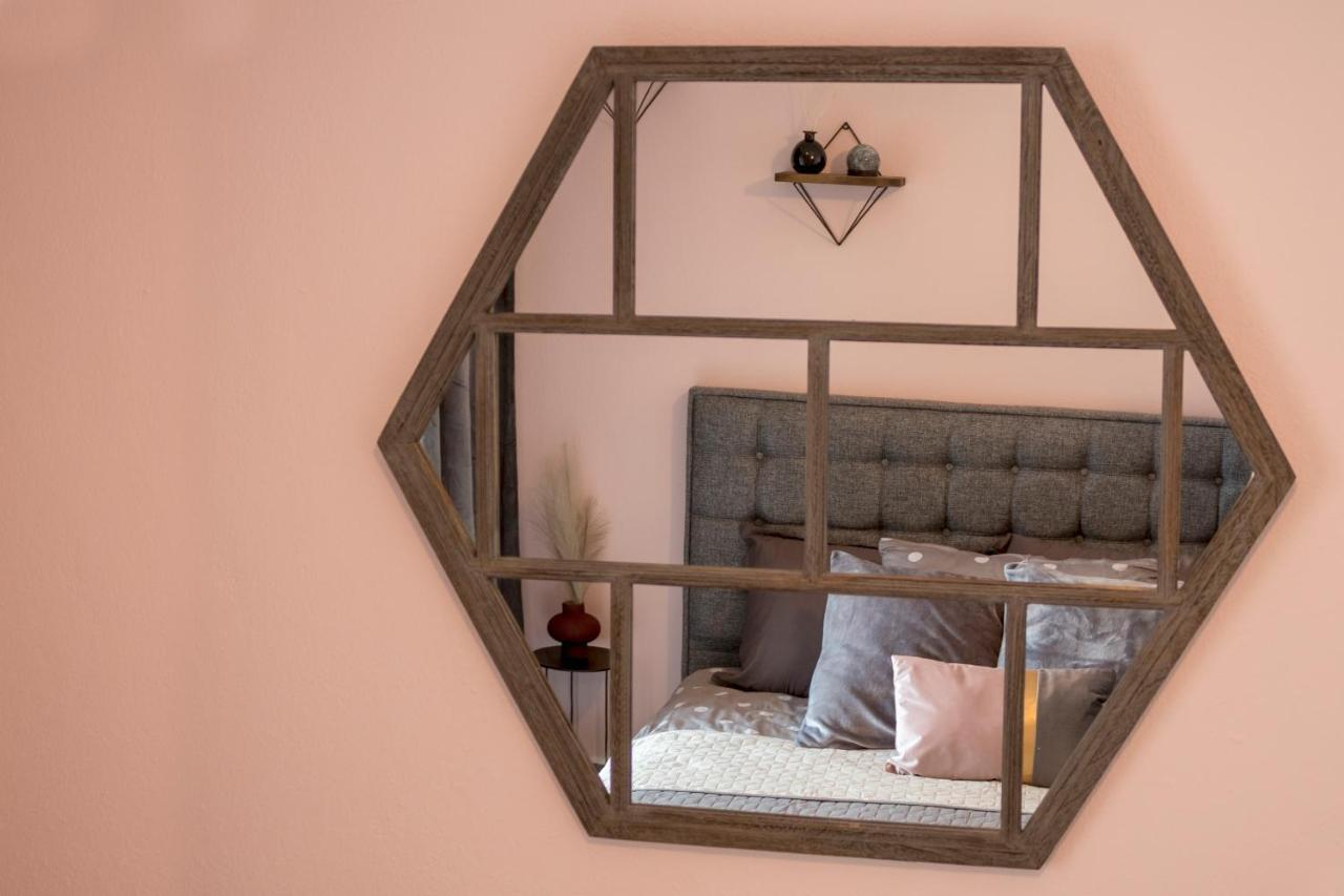 Silene Luxury Apartment Néa Péramos 外观 照片